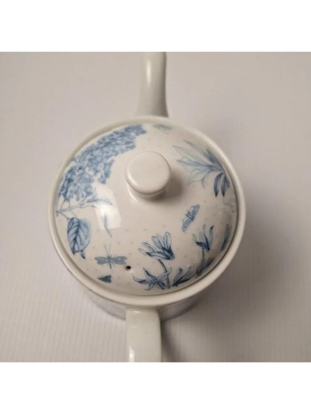 VINTAGE PORTMEIRION BOTANIC BLUE FLOWERS DRAGONFIES BUTTERFLIES CERAMIC TEAPOT
